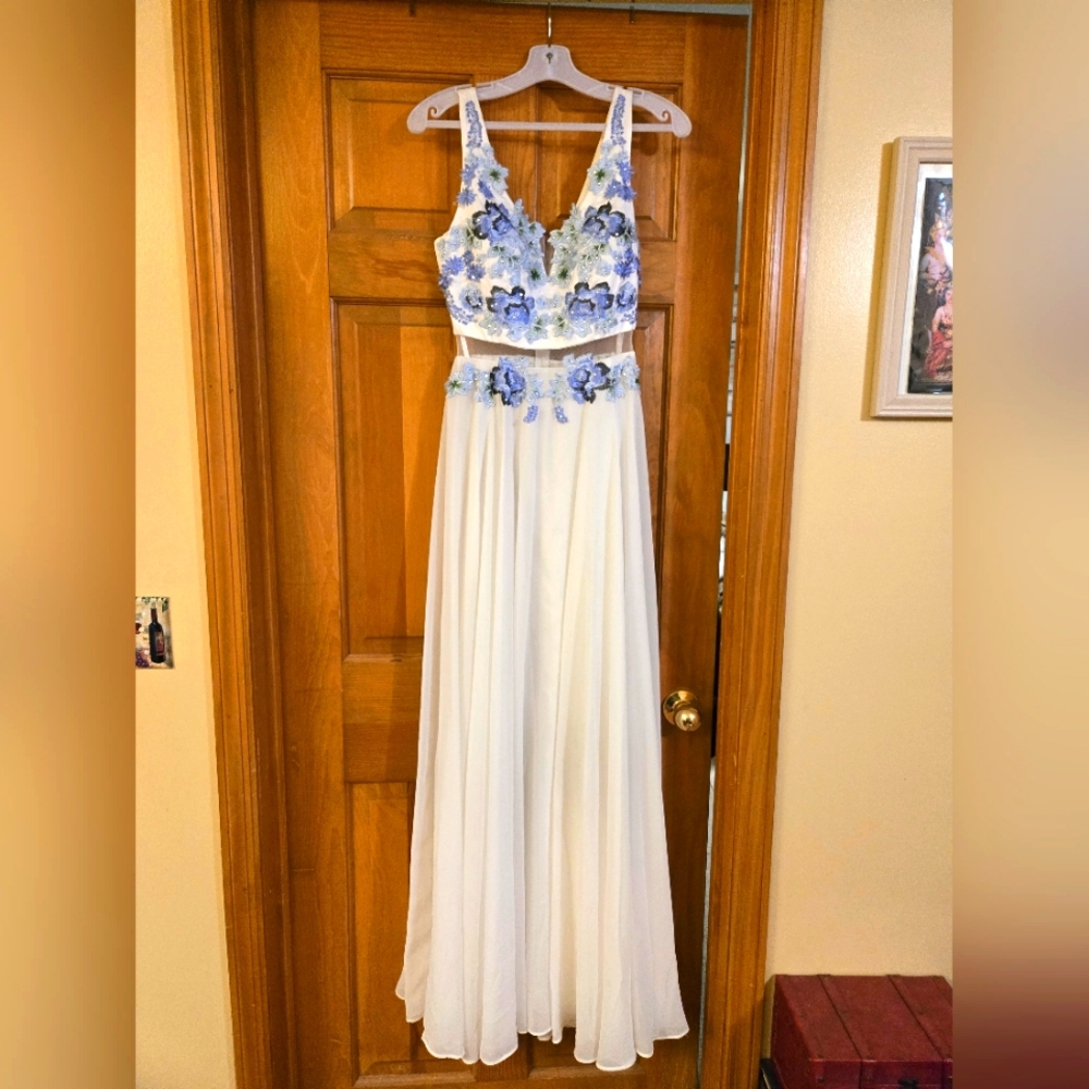 Evening gown/prom dress